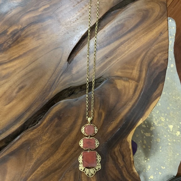 LG. brass necklace with pendant w/circular & square pink color dusted crystals. - Picture 4 of 4